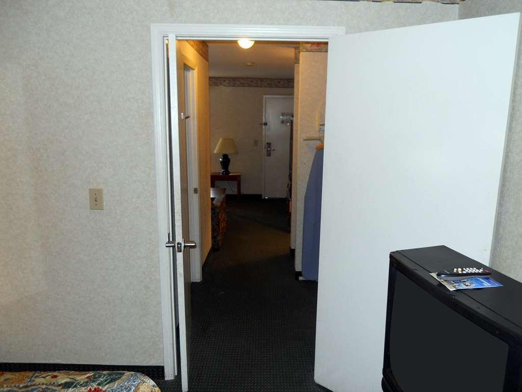 America'S Best Inn & Suites - Decatur Oda fotoğraf